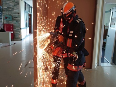 見延中学解体訓練